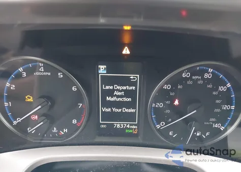 2018 Toyota Rav4 Xle из США, поврежденный, VIN JTMRFREV5JJ246052